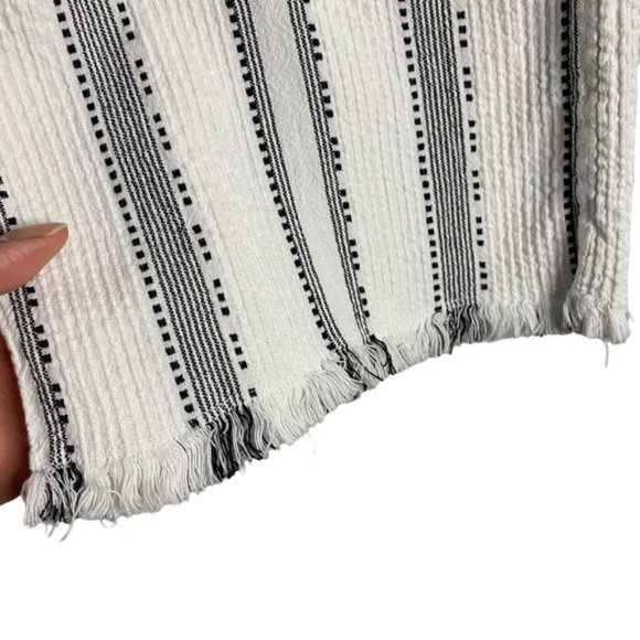 Ellis & Dewey Women's Black and White Striped Frayed Hem Pants - Picture 4 of 7